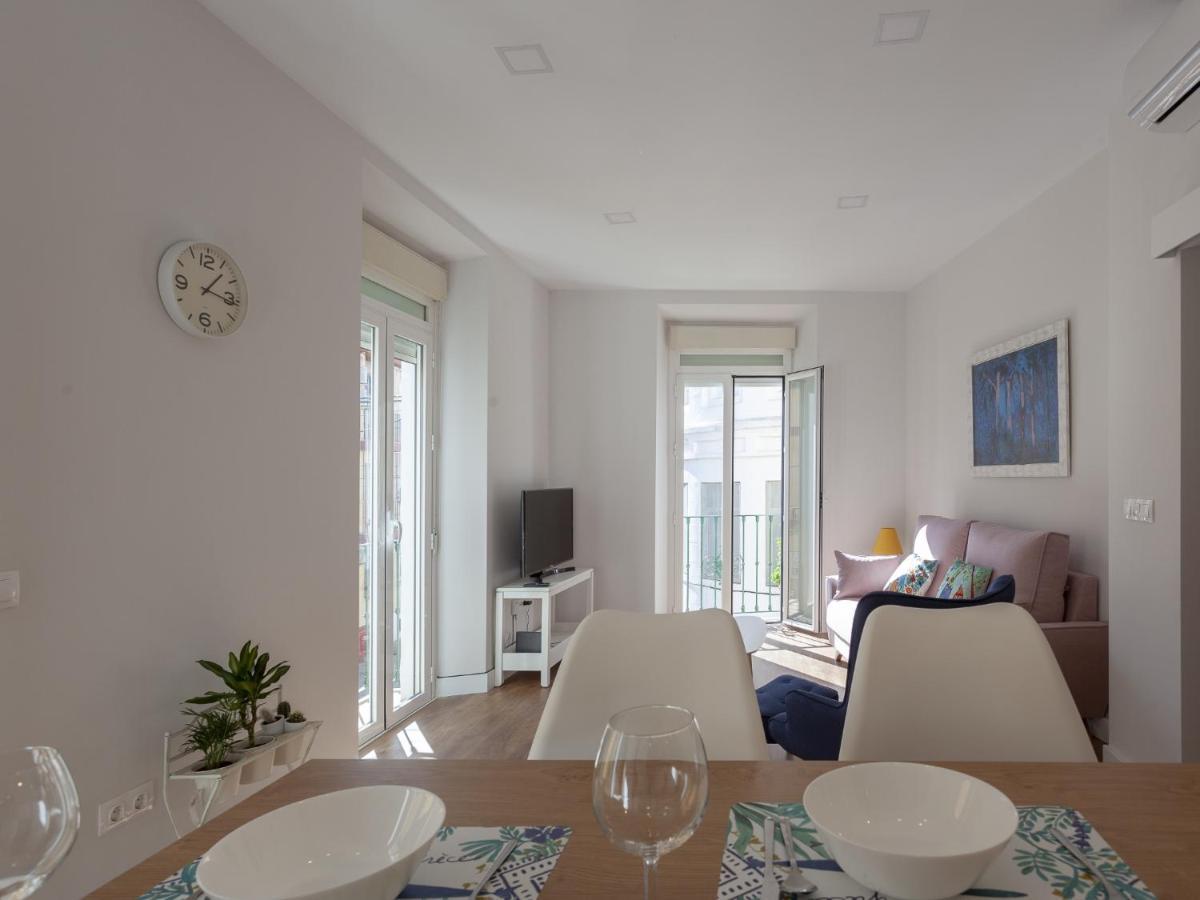 Rd Aparcamiento Incluido Triana Luminoso Comodo Apartamento 2Bd 2Bth Sevilla Dış mekan fotoğraf